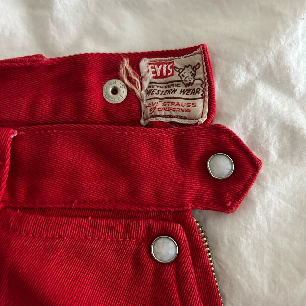 LEVI’S Authentic Western Wear red jeans
